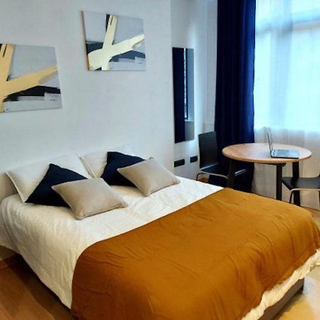 Apartments Holidays2Malaga City Center Bagian luar foto