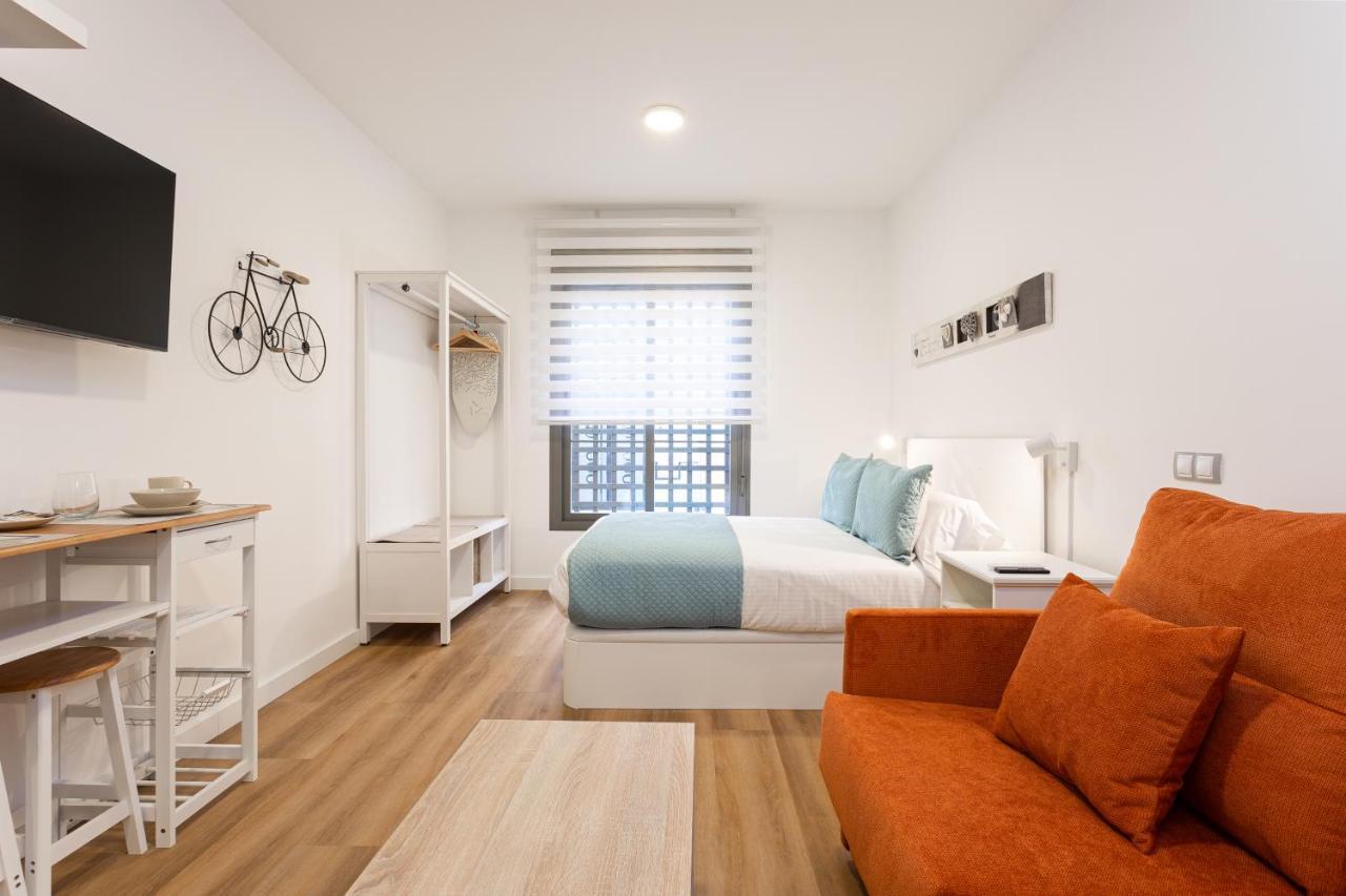 Apartments Holidays2Malaga City Center Bagian luar foto