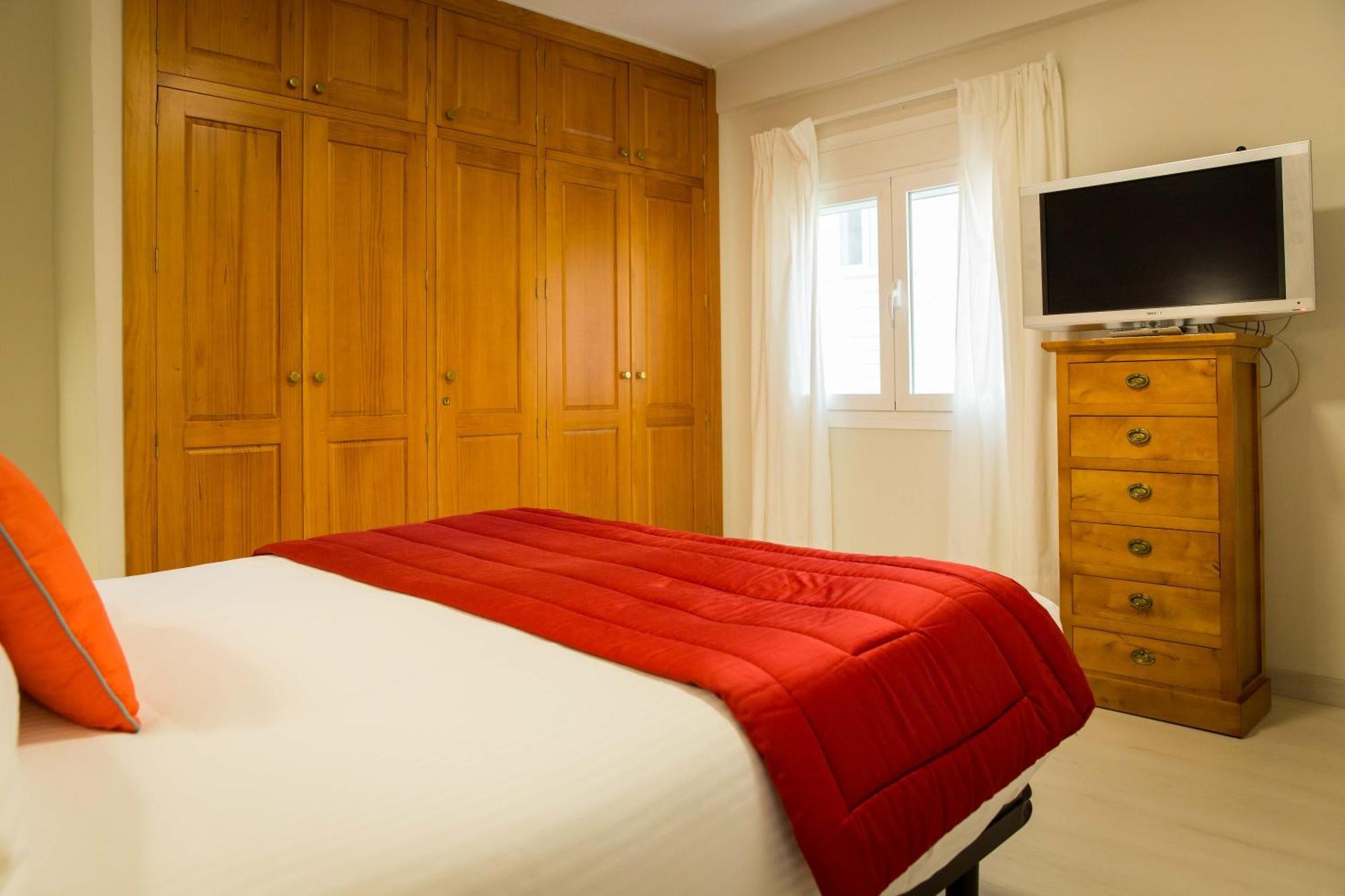 Apartments Holidays2Malaga City Center Bagian luar foto