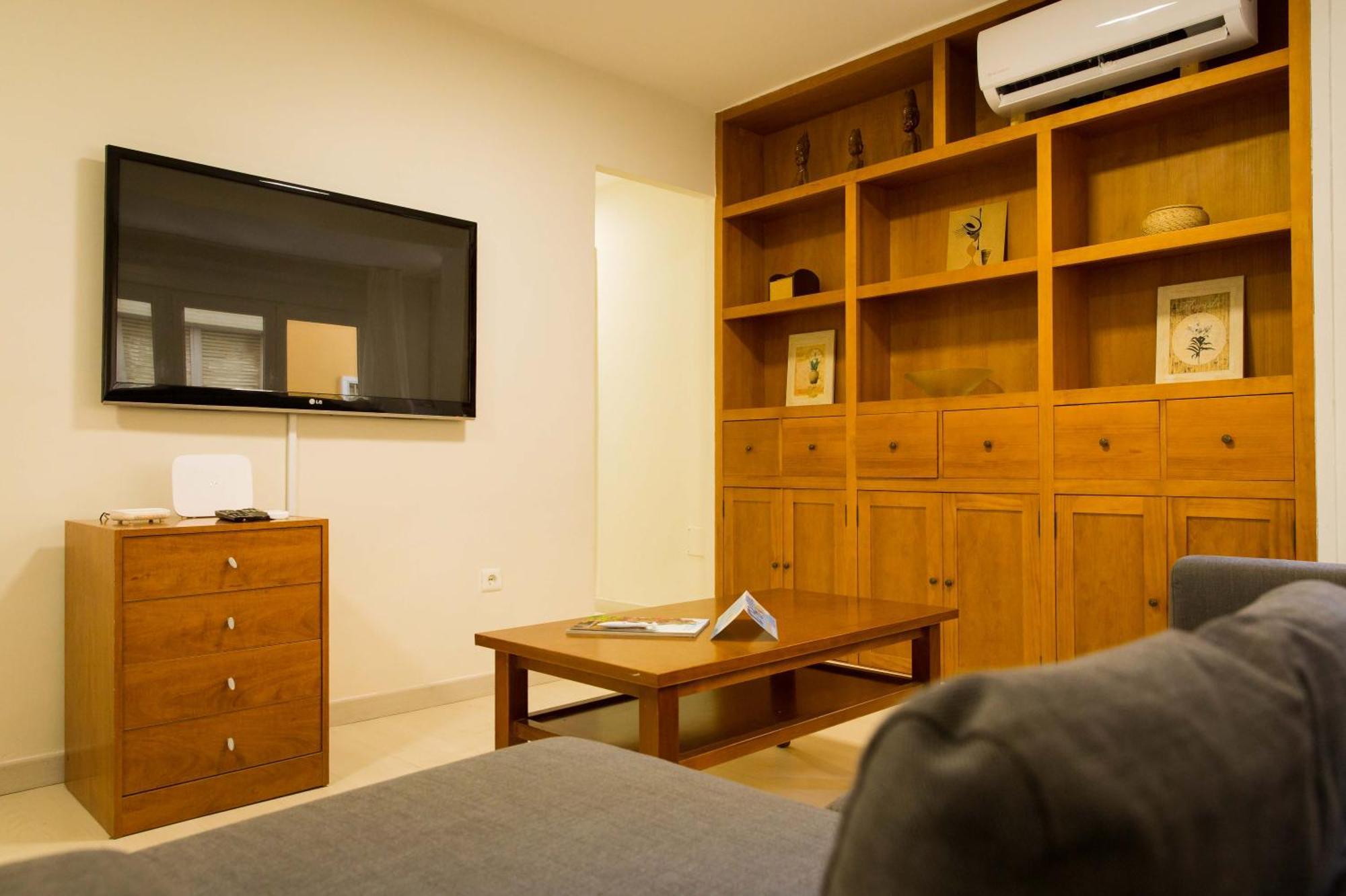 Apartments Holidays2Malaga City Center Bagian luar foto