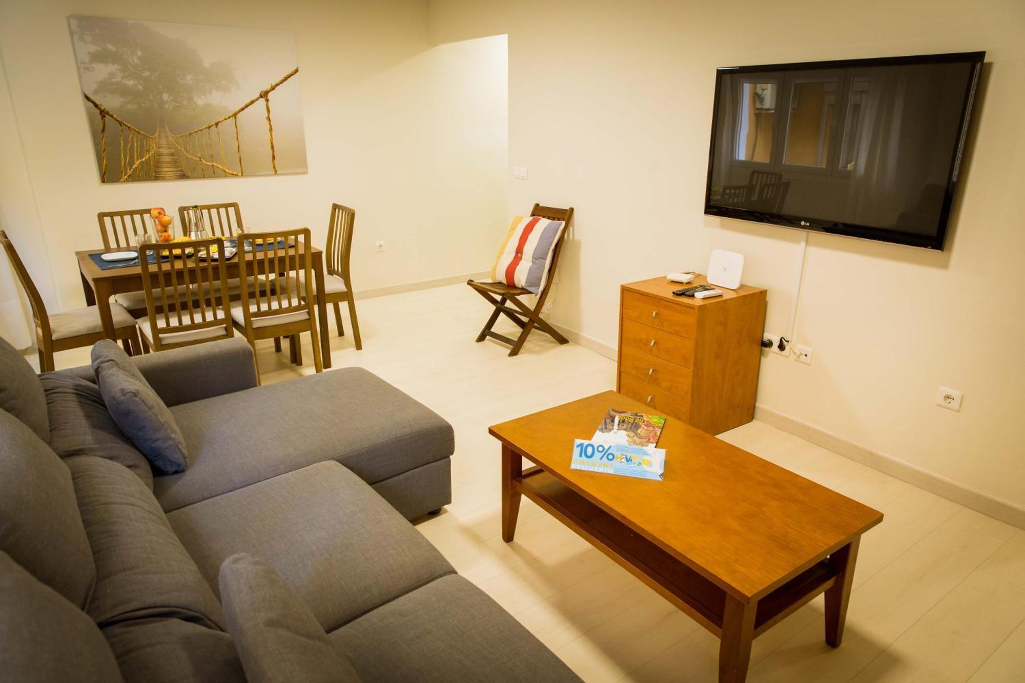 Apartments Holidays2Malaga City Center Bagian luar foto